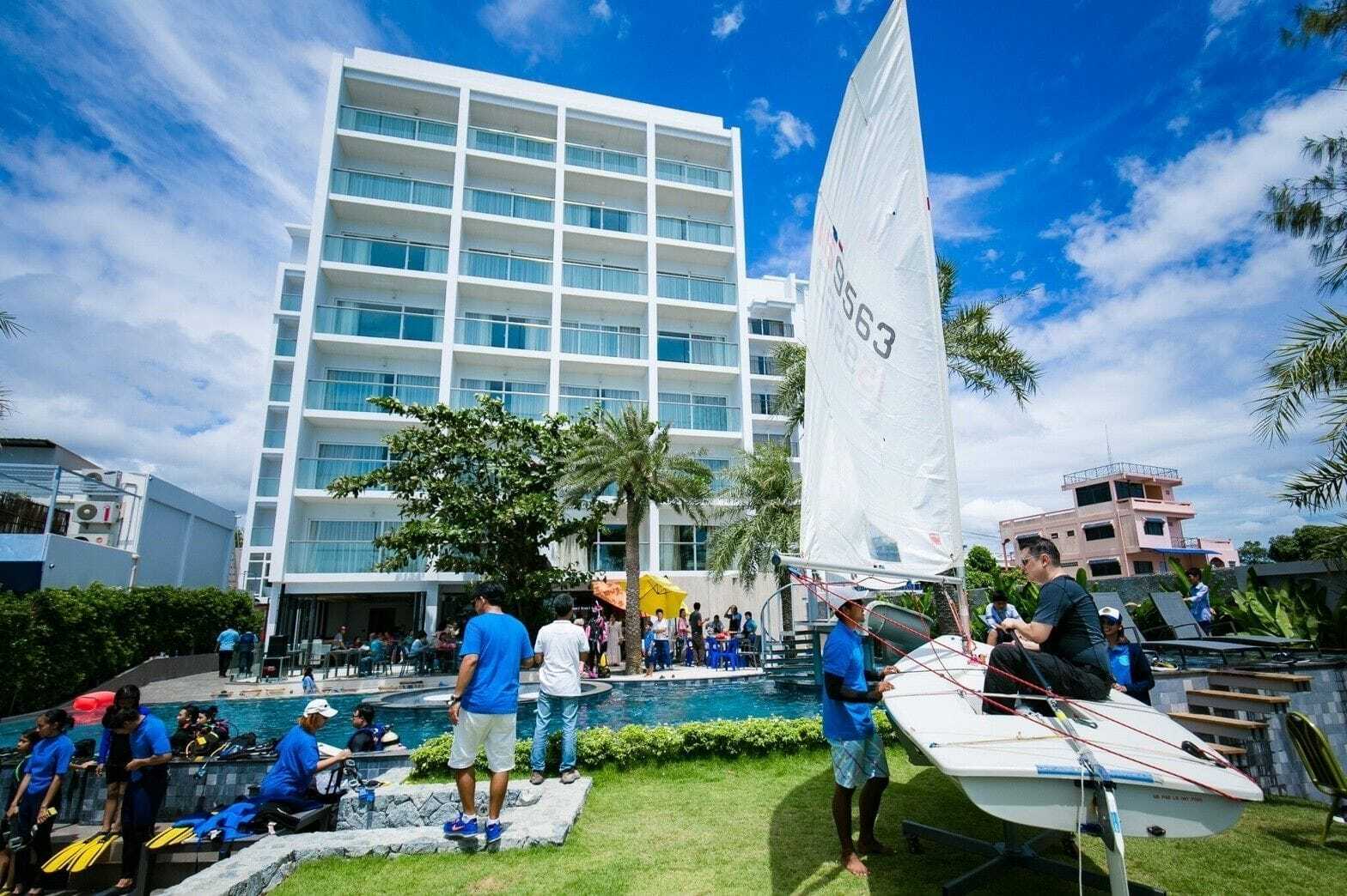 Worita Cove Hotel Na Chom Thian Eksteriør billede